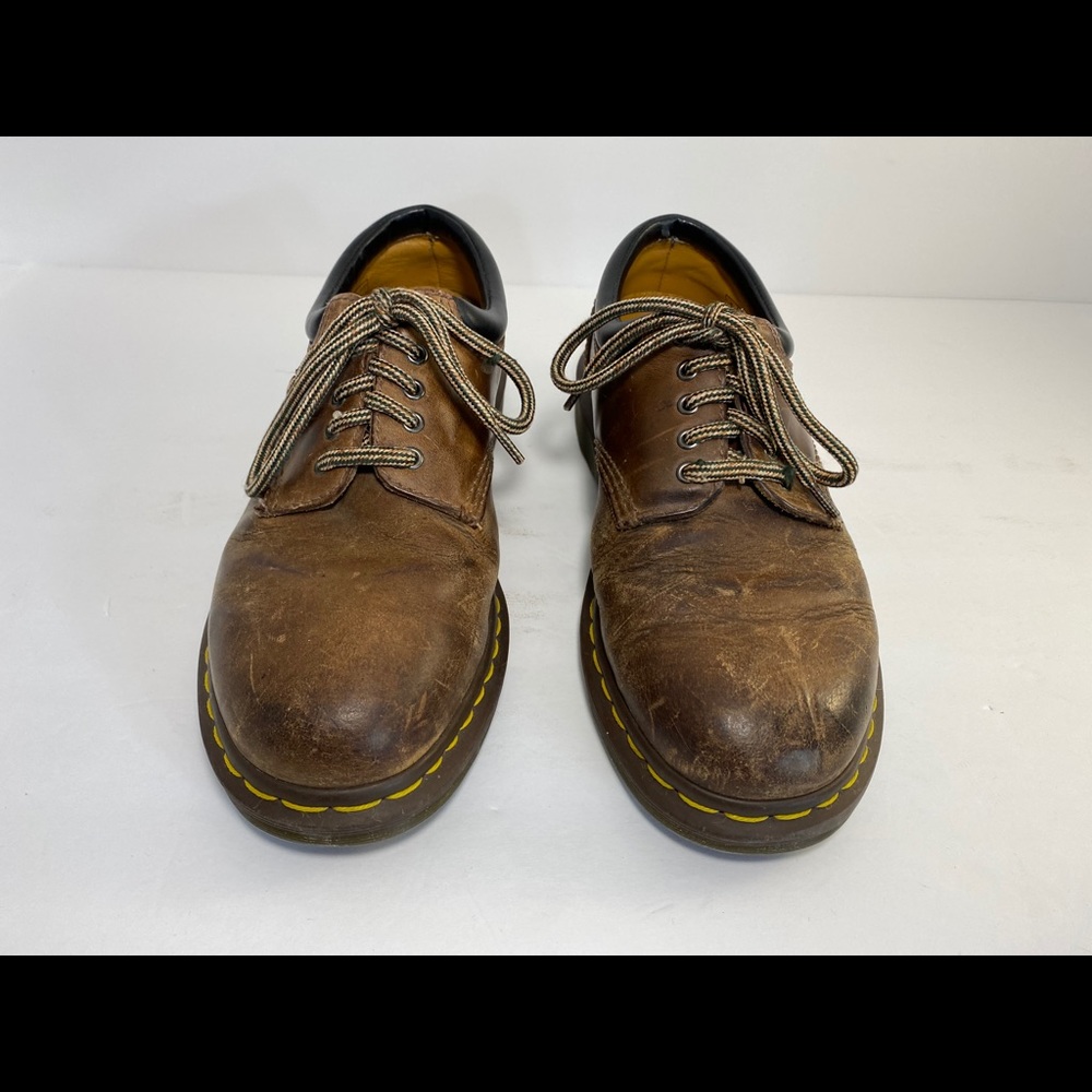 Dr. Martens 5 eye Oxford shoes